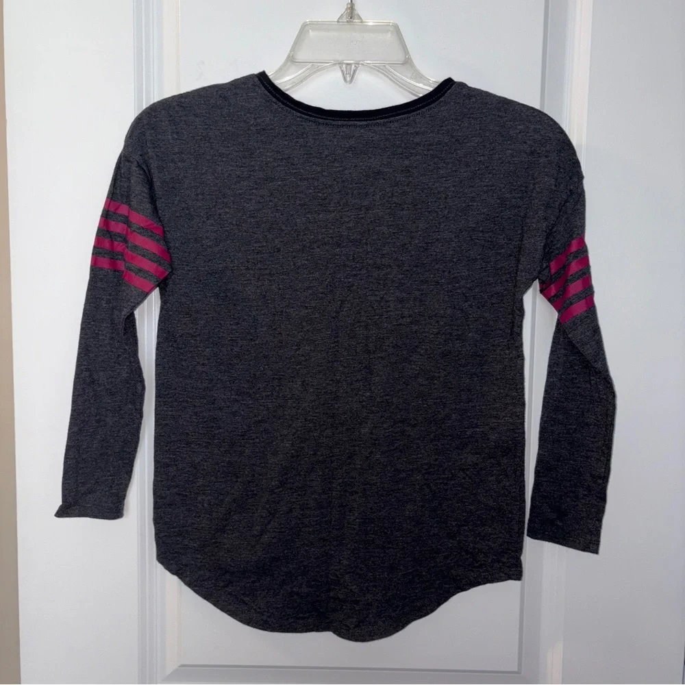 Girl’s Old Navy Charcoal and Magenta Long Sleeve Tee Size: M